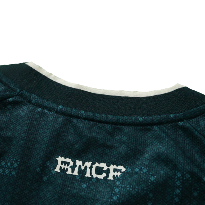 חולצת ריאל מדריד חוץ 26/27 ירוקה - פרט RMCF